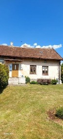 Połowa domu ze stawem i działką 0,47ha - Kandyty