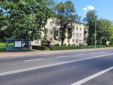 Mieszkanie 47 m2 dwa pokoje z osobną kuchnią, parter ul. Marszałka Piłsudskiego
