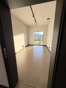 Gabinet Salon 15 m² Parter Parking Gotowe pod usługi medyczne