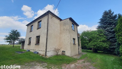 Dom z piwnicą, garażem i dużym ogrodem