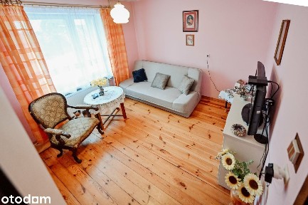 Dom wolnostojący z piwnicą i garażem