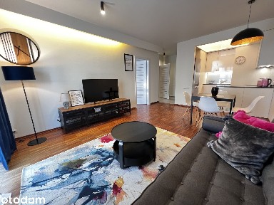 Przestronny apartament, 2 pok, miejsce do pracy, duży balkon, garaż DT