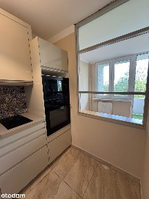 Kawalerka 29 m² z balkonem, po remoncie - 500 m od metra