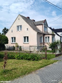 Dom wolnostojący z piwnicą w spokojnej wsi