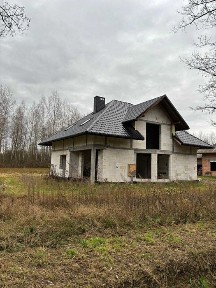 Sprzedam dom w stanie surowym