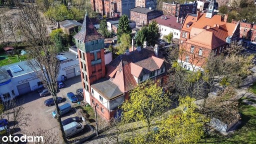 Zabytkowa remiza* Do własnej aranżacji*