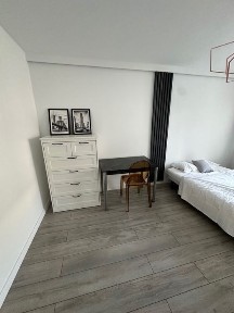 Do wynajęcia mieszkanie 38 metrów dwa pokoje, kuchnia, łazienka bez balkonu.