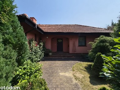 Elegancja, prywatność i komfort - wyjątkowy dom w Oleśnicy