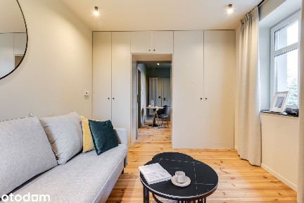 Nowoczesny Prywatny Azyl z Ogródkiem | 25 m2, ul. Morelowa