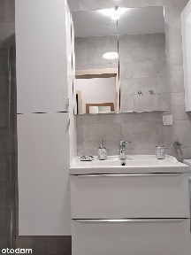 wynajmę mieszkanie 2 pokojowe z miejscem postojowym w hali garażowej