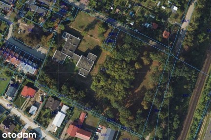 Unikalny budynek z zespołem parkowym