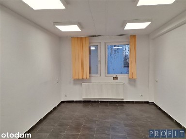 Biuro 240 m² 10 pokoi, duży bezpłatny parking