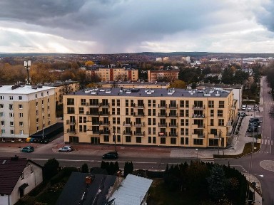 Starachowice centrum, Mieszkanie M4 z balkonami, Stan deweloperski, Nowy budynek