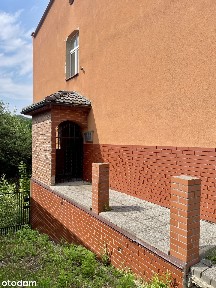Duży, piętrowy dom z garażem i poddaszem - 8 pokoi!