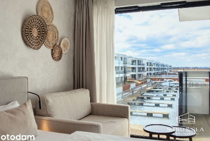 Jasny apartament z widokiem na marinę jachtową. Kup i zarabiaj 8,33%