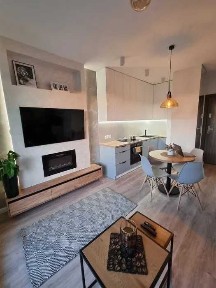 Mieszkanie w centrum z balkonem i widokiem na rzekę