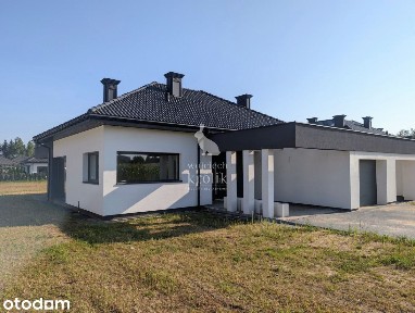 Domy w zabudowie bliźniaczej na dużych działkach