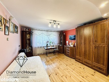 Funkcjonalny dom 196m2 działka 800 m2 Sade Budy