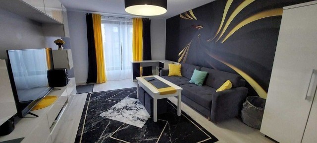 Wynajmę pokój (21m²) w mieszkaniu 2-pokojowym wraz z miejscem postojowym w garażu podziemnym oraz komórką lokatorską.