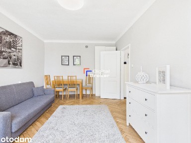 Po remoncie/Balkon/700 m do Metra/Wysoki sufit 70 cm