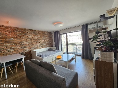 Studio z Klimatyzacją, Balkonem i Parkingiem - Wrocław Centrum 2014 r.