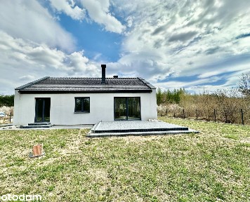 Dom parterowy w stanie deweloperskim pod lasem