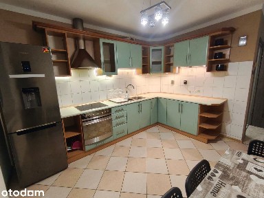 2 pokoje + duża kuchnia 2 piwnice ogrodzony blok parter po remoncie