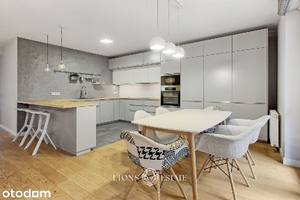Komfortowy apartament | Metro | Arkadia