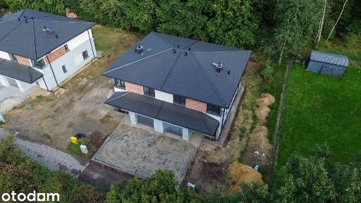 Nowoczesny dom w Rybniku - Popielów | Bliźniak z ogródkiem i garażem