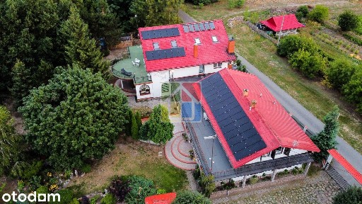 Obiekt noclegowo-eventowy | 17 pokoi | 2 sale | 3,43 ha