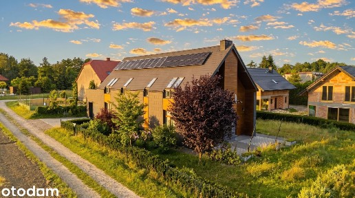 Energooszczędna nowoczesna stodoła Dąbrowa Szlachecka 224 m2