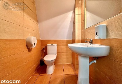 Lokal biurowy - 8,5 m2 - przy rynku!