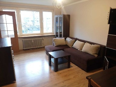 PRYWATNIE - ul Wąska - Mieszkanie 2 pokoje 38m piwnica centrum 1 piętro