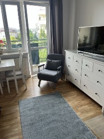 KABATY | 34 m² | 1 min. do metra, duży balkon, duza oddzielna kuchnia, bezposrednio od właściciela