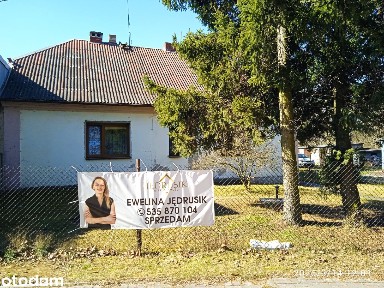 Urokliwy,historyczny dom w sąsiedztwie pałacu z piękną działką!OKAZJA!