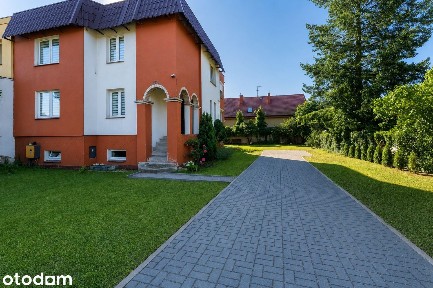 Bliźniak o pow. 265m2 w Poznaniu z garażem i piwnicą | Działka 768m2 |