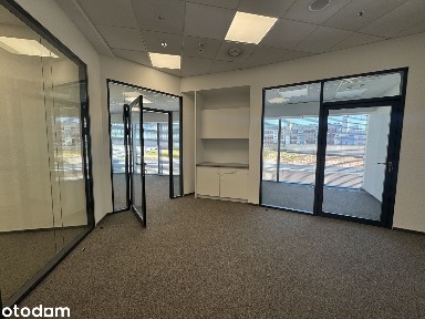 Biuro ok. 190 m² w Sky Tower z widokiem na miasto