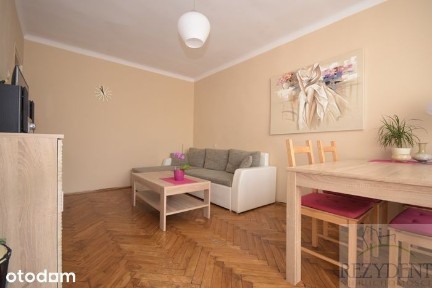 Dwupokojowe mieszkanie w okolicach Plazy