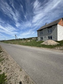 Sprzedam dom z dzialka, Szaruty k/Wegrowa. Powierzchnia domu 159m2.