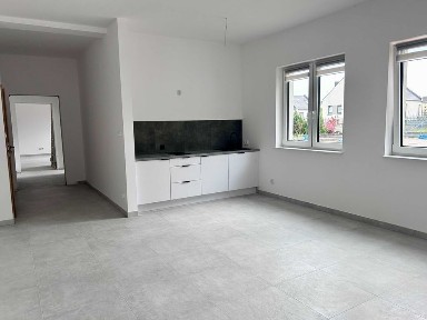 NOWY Lokal pod Usługi KOSMETYKA Fryzjer Barber GABINET Lekarski APTEKA Biuro o pow. 50 m2 / 105 m2 Parter PARKING GRATIS Gdańsk Południe