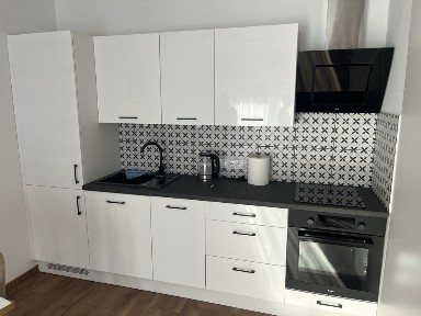 Przestronne mieszkanie dla pary z dobrą komunikacją
