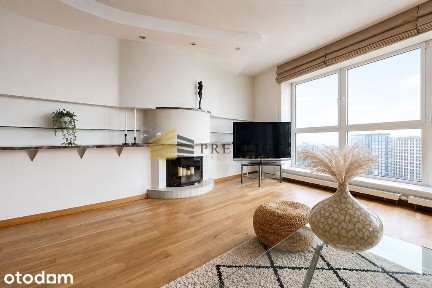 **Penthouse z tarasem na dachu**