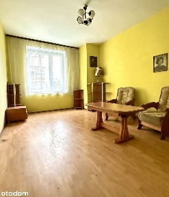 Niskie opłaty! Duża kuchnia! Mieszkanie z potencjałem