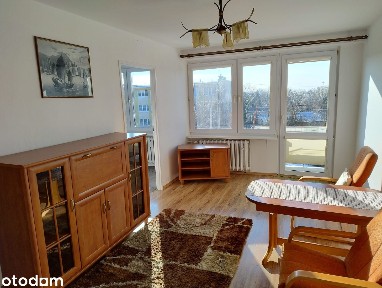 Mieszkanie z balkonem i piwnicą w bloku