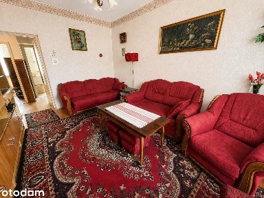 2 pok/3 piętro/ do remontu/z małym balkonem/Centrum Miasta