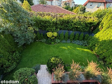 Dom w zabudowie bliźniaczej z dwoma tarasami i ogrodem | 240 m²