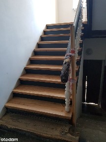 82m2, 3 pokoje + duża kuchnia, niezależny układ - odnowiona kamienica