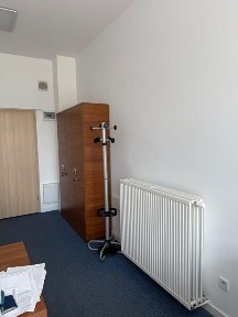 Lokal usługowy 22 M2 do wynajęcia od zaraz, ul. Kaczorowskiego 7, świetna lokalizacja