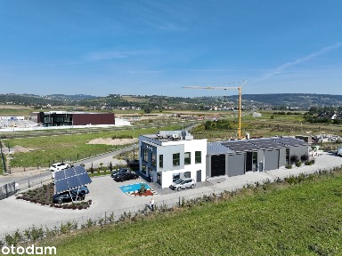 Nowoczesny kompleks biurowo-magazynowo-produkcyjny Nowy Sącz, Chełmiec