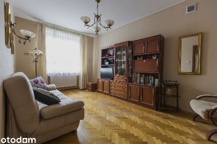 Gdynia ul. Piłsudskiego 2 pokoje.